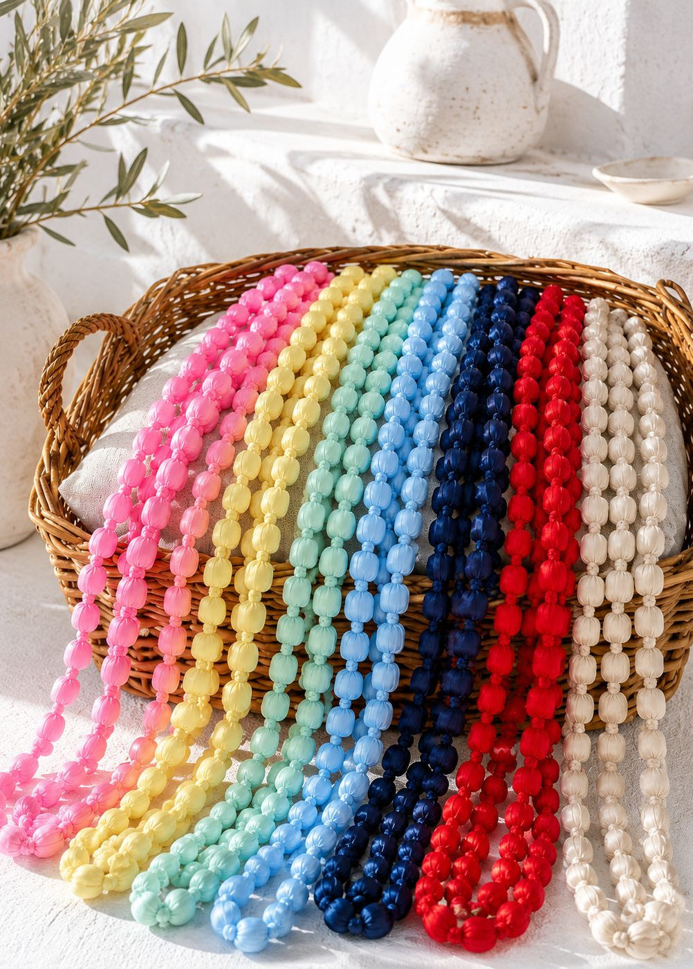 Collar bolitas de tela