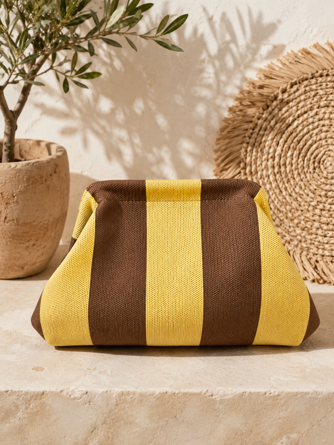 Bolso boca de pez choco/amarillo